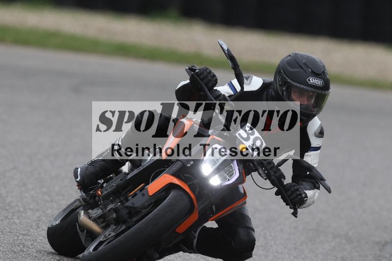 /Archiv-2025/10 23.04.2025 Cornu Master School ADR/rot-rouge/39